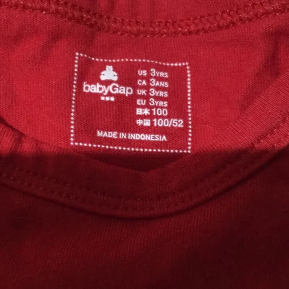 Baby gap reindeer T-shirt red worn once 3t